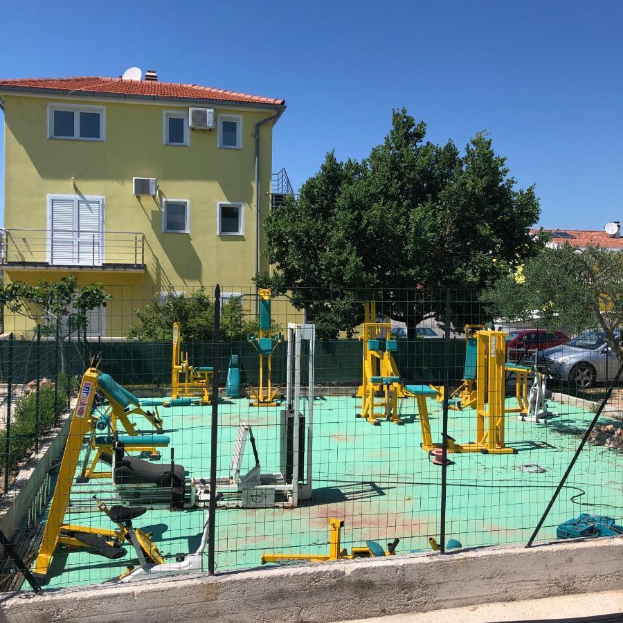 Lipovac Resort Ficus 比利切 外观 照片